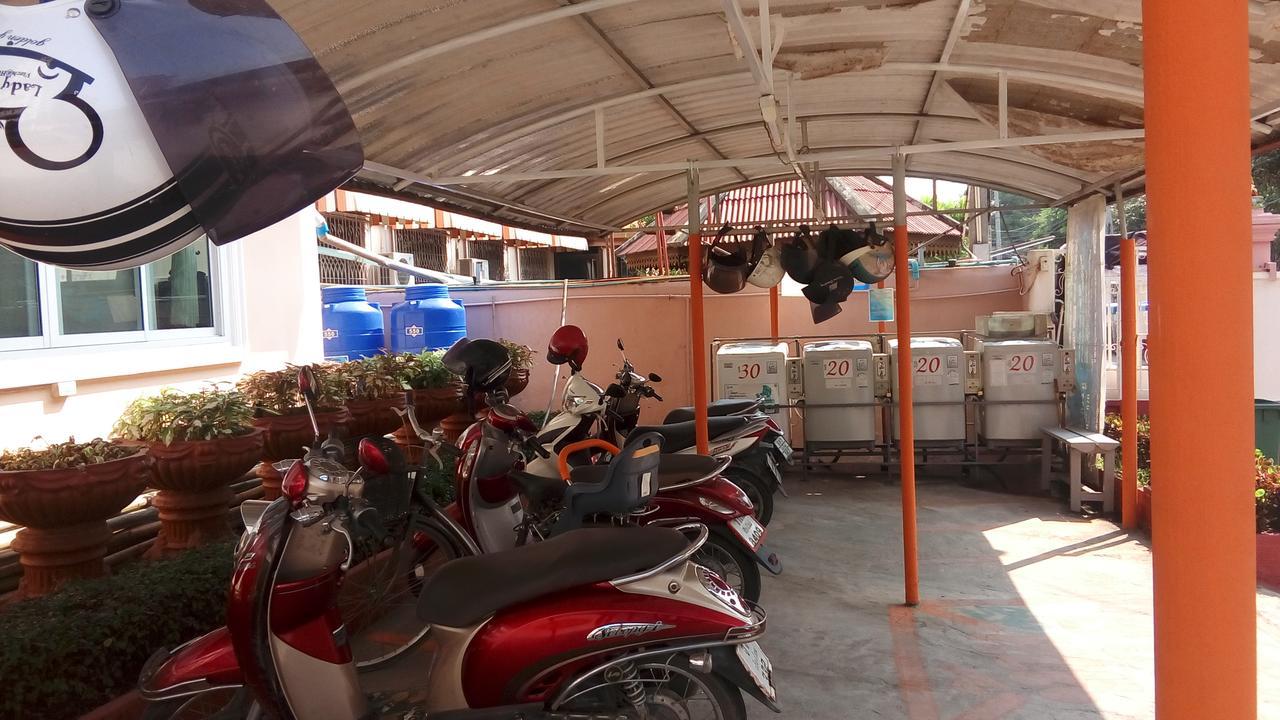 Baan Aranya Appartement Chiang Mai Buitenkant foto